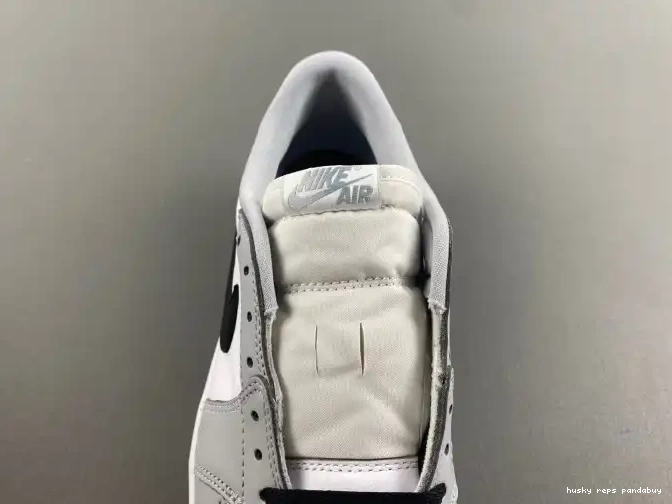 Rep Husky Jordan Low OG CZ0790-110 Barons Air 1 0520